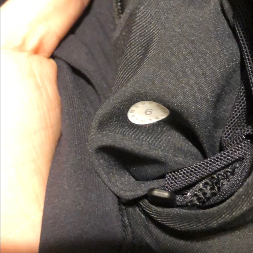 Lululemon jacket - Picture 3 of 8